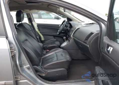 2010 Nissan Sentra 2.0Sl z USA, uszkodzony, nr VIN 3N1AB6AP3AL663017